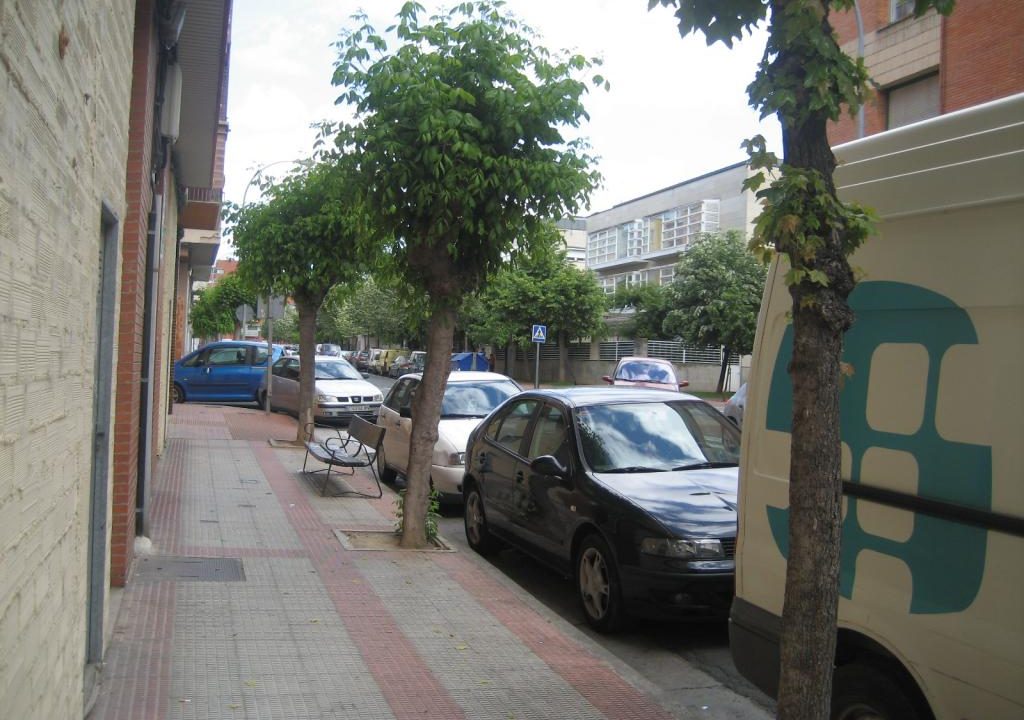 image_111999_7.jpg