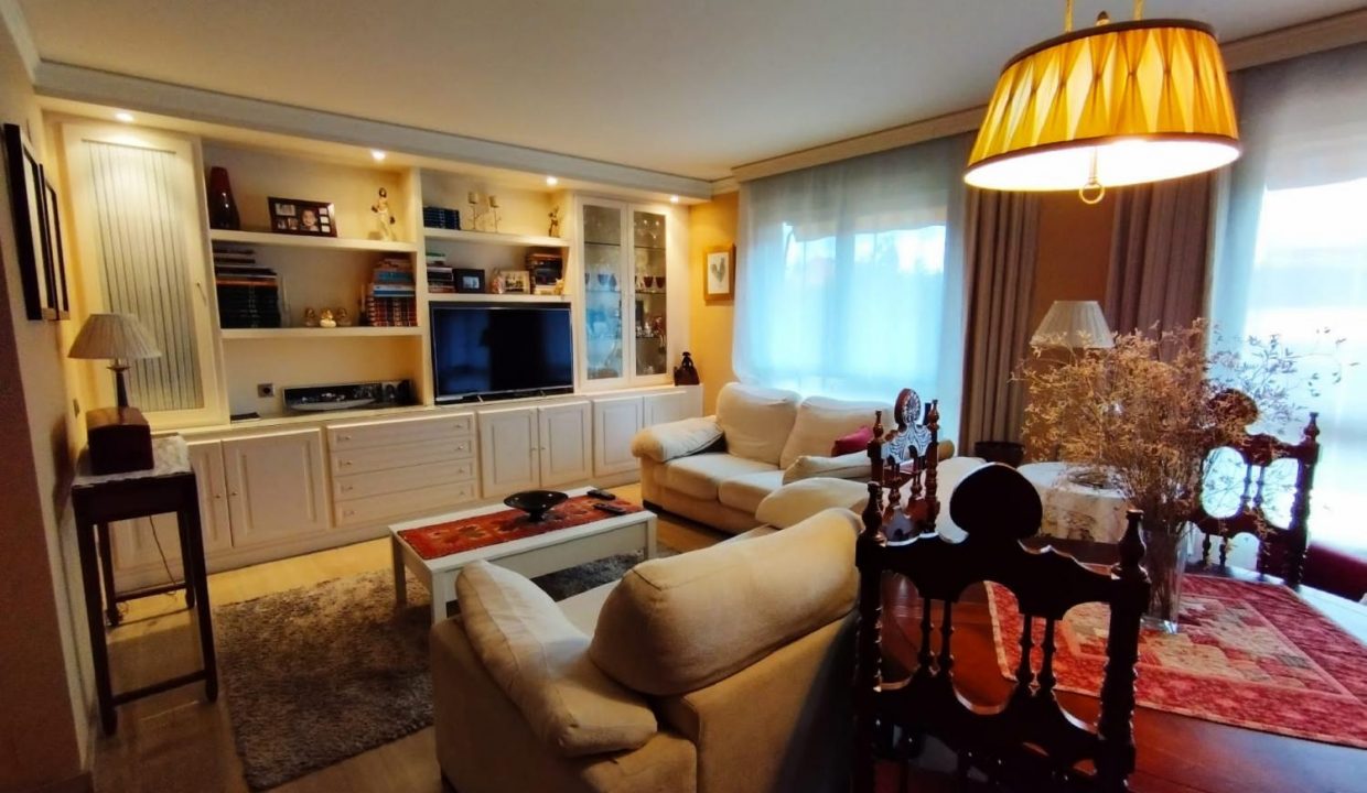 image_175649_1.jpg