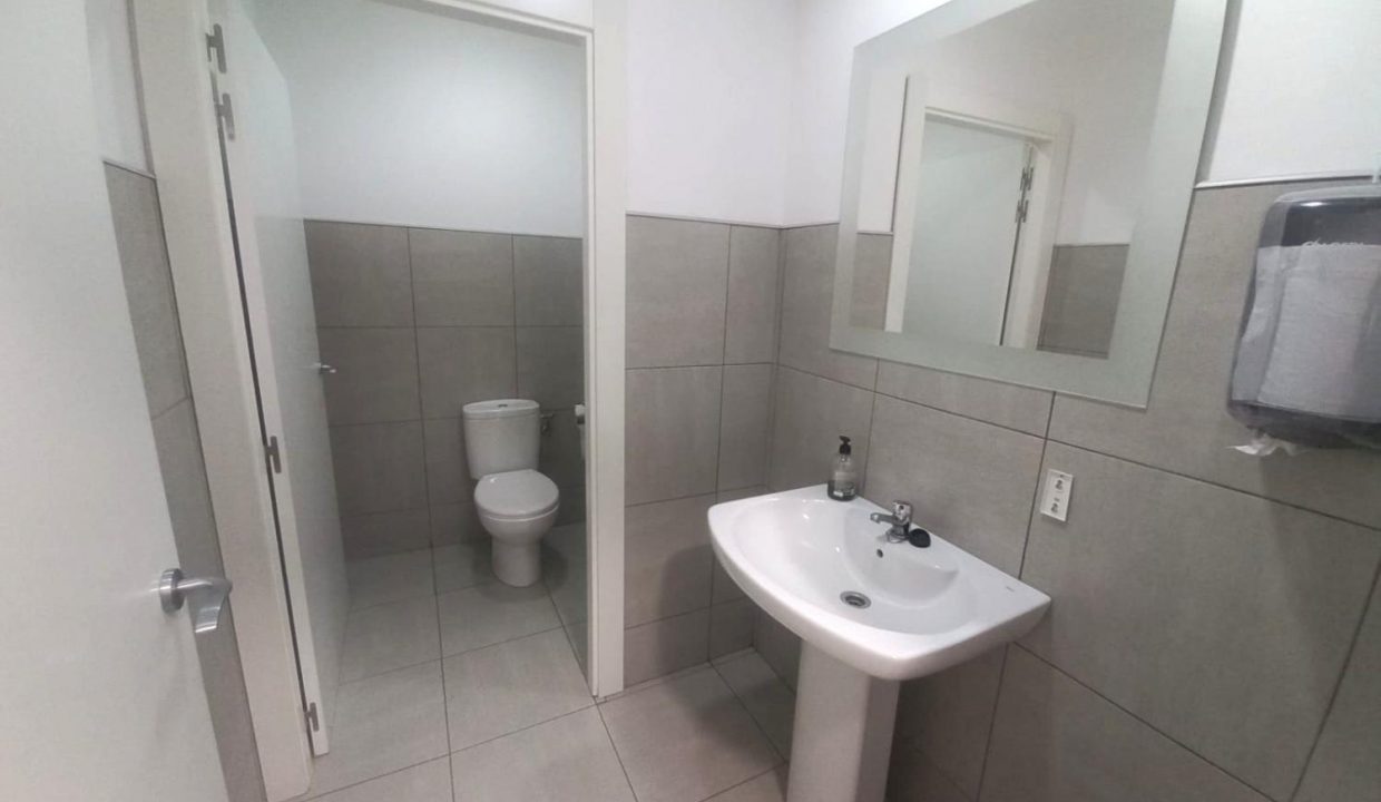 image_208885_13.jpg