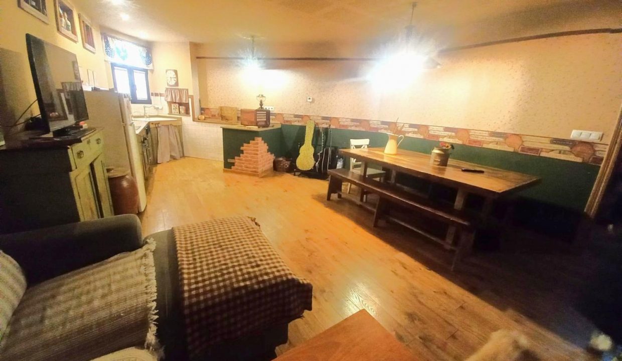 image_216287_54.jpg