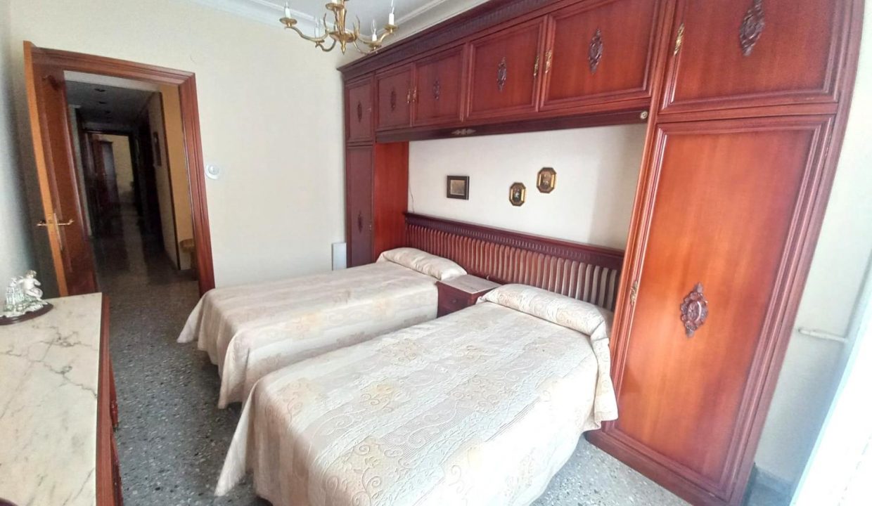 image_216582_3.jpg
