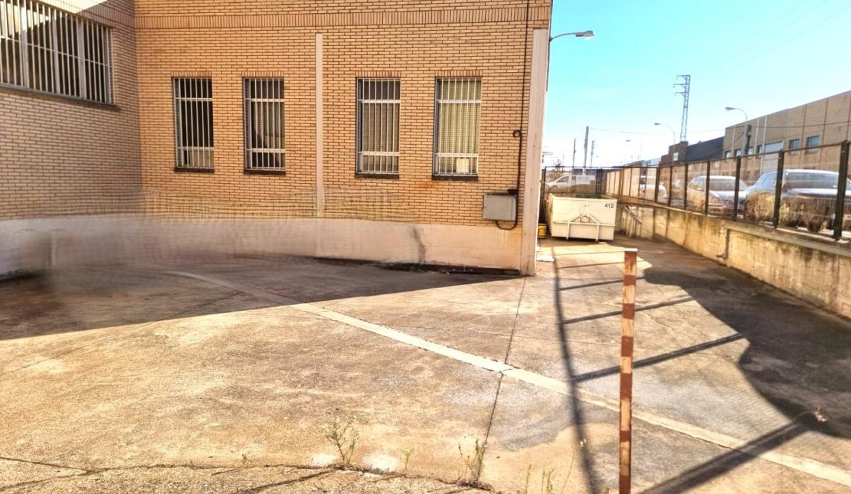 image_209003_28.jpg